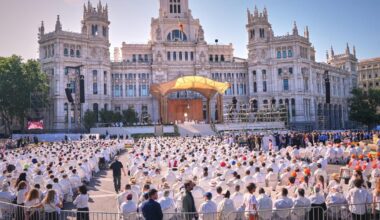 Pope Leo XIV draws 1.2 million to Mass and challenges Europe to acknowledge its Christian roots | News