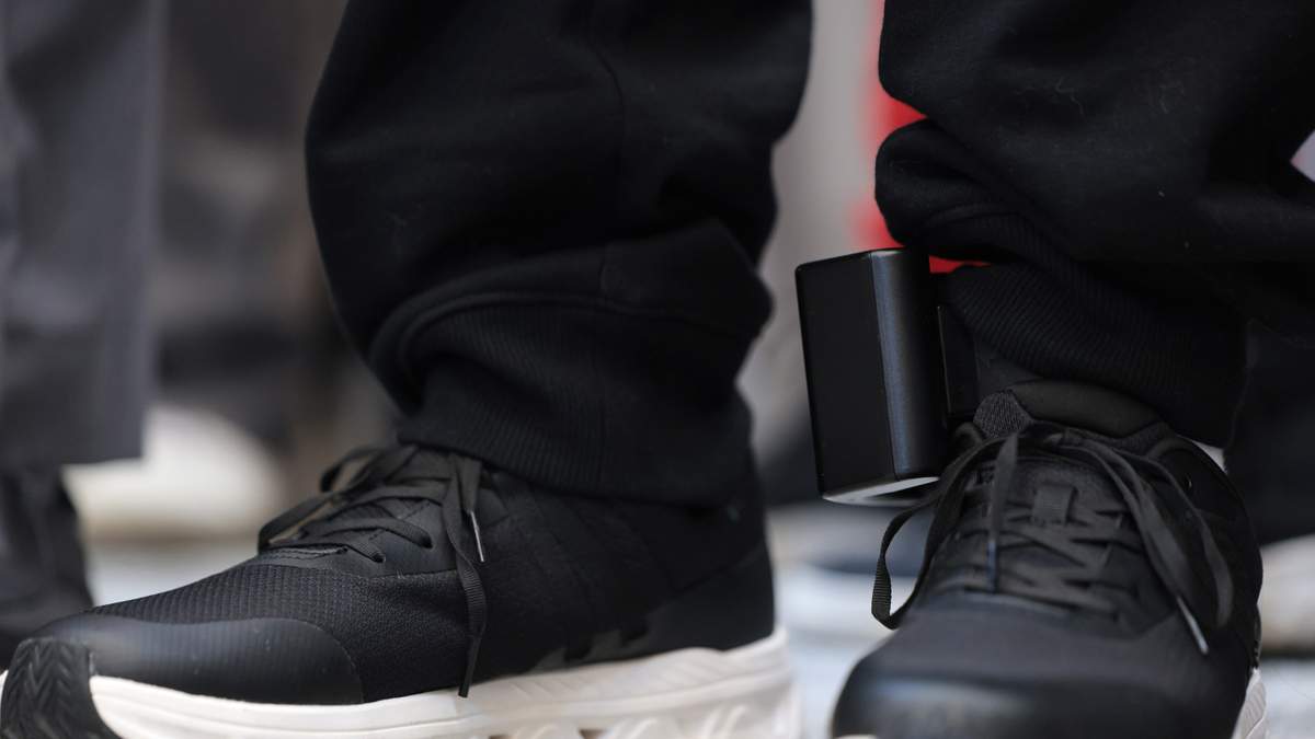 Harris County’s Electronic Monitoring Program Does Not Track Fugitives | NewsRadio 740 KTRH