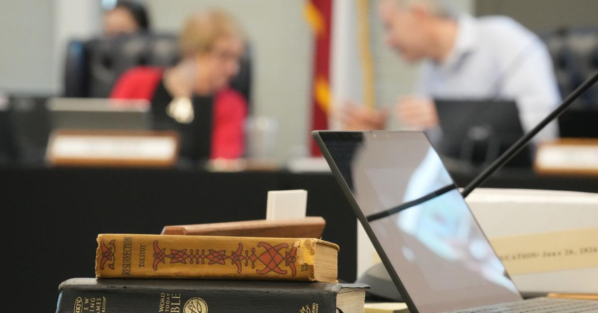 Texas school board to vote on required Bible readings in public education | National News