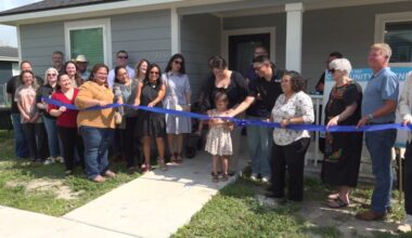 Corpus Christi mother receives new home through Habitat for Humanity