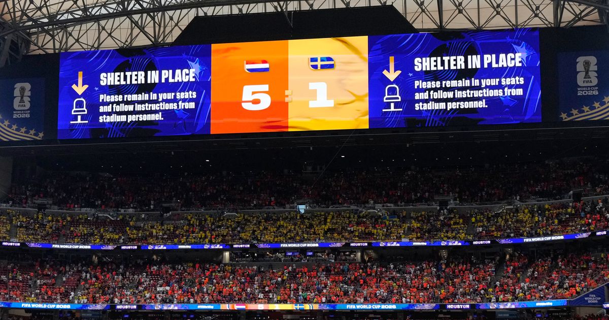 Fans told to shelter in place after Netherlands' 5-1 win over Sweden in Houston due to lightning :: WRAL.com