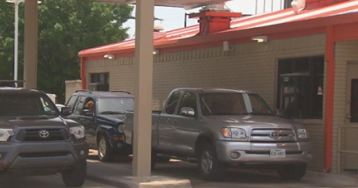 Whataburger sued over alleged tobacco surcharge