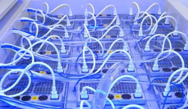 Texas races for data center crown, but most companies won't say how much water they use