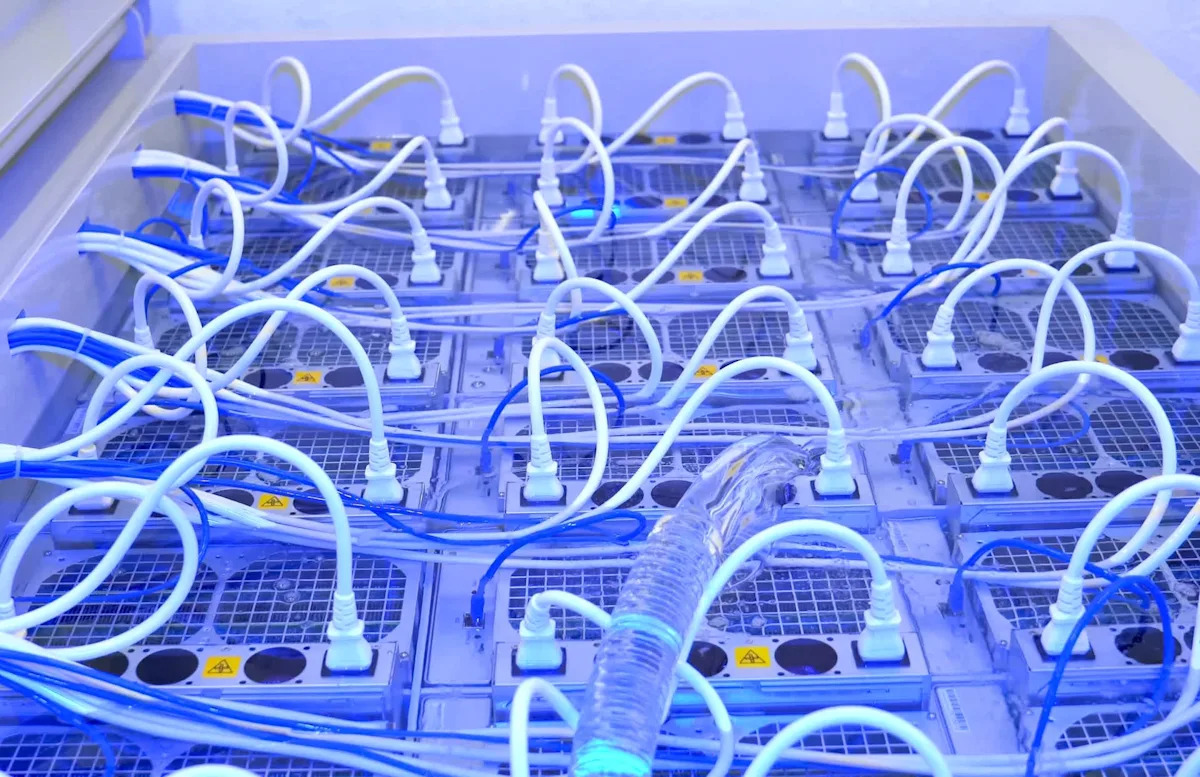 Texas races for data center crown, but most companies won't say how much water they use
