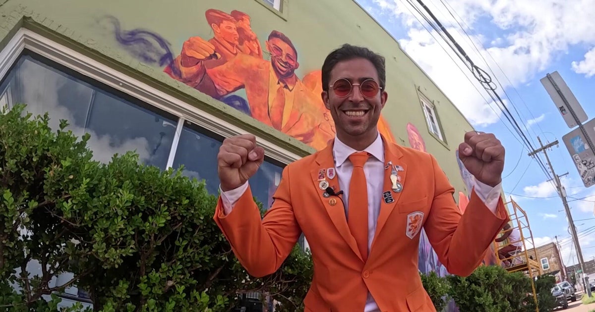 Orange Suit Man brings Dutch soccer pride to North Texas