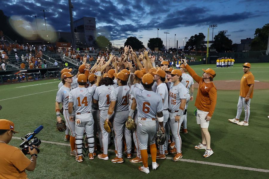 Texas, Oregon to clash in Austin Super Regional after chaotic opening round