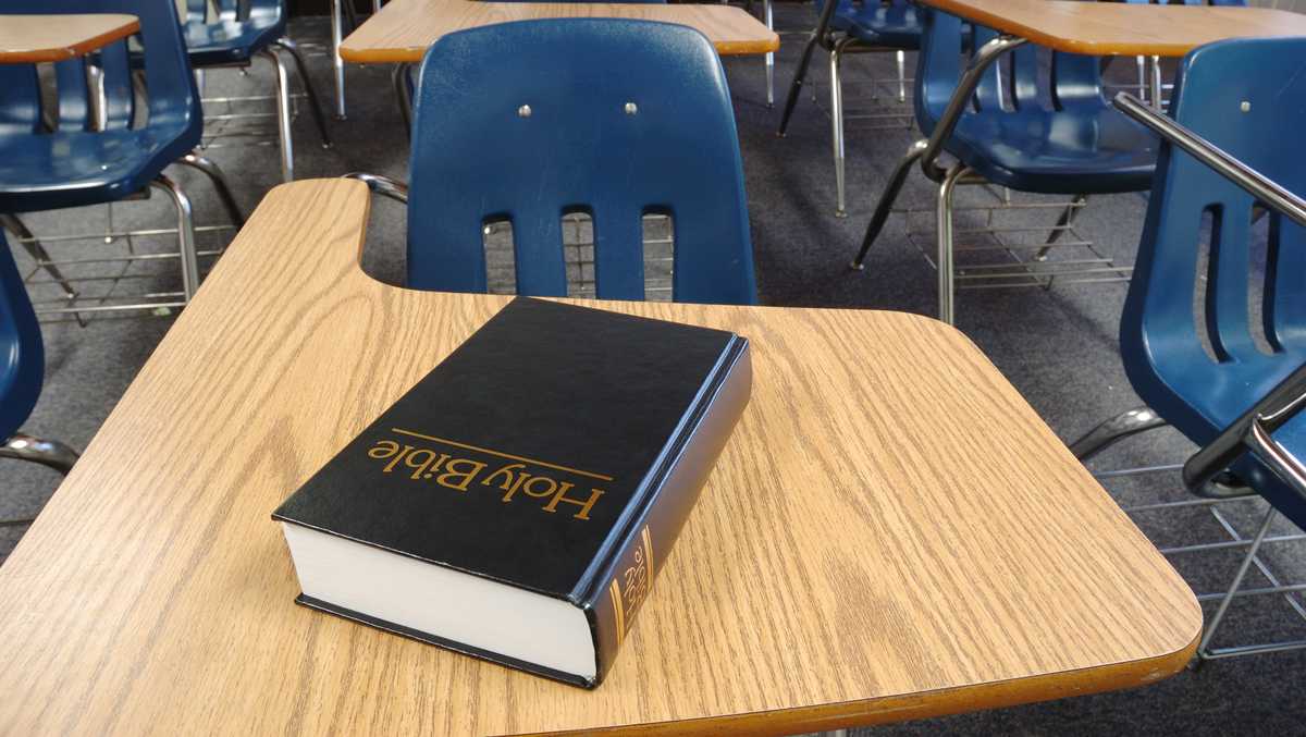 Texas board approves Bible stories as required reading in public schools