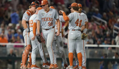 Texas' season on the brink after sloppy opening loss to Georgia in College World Series