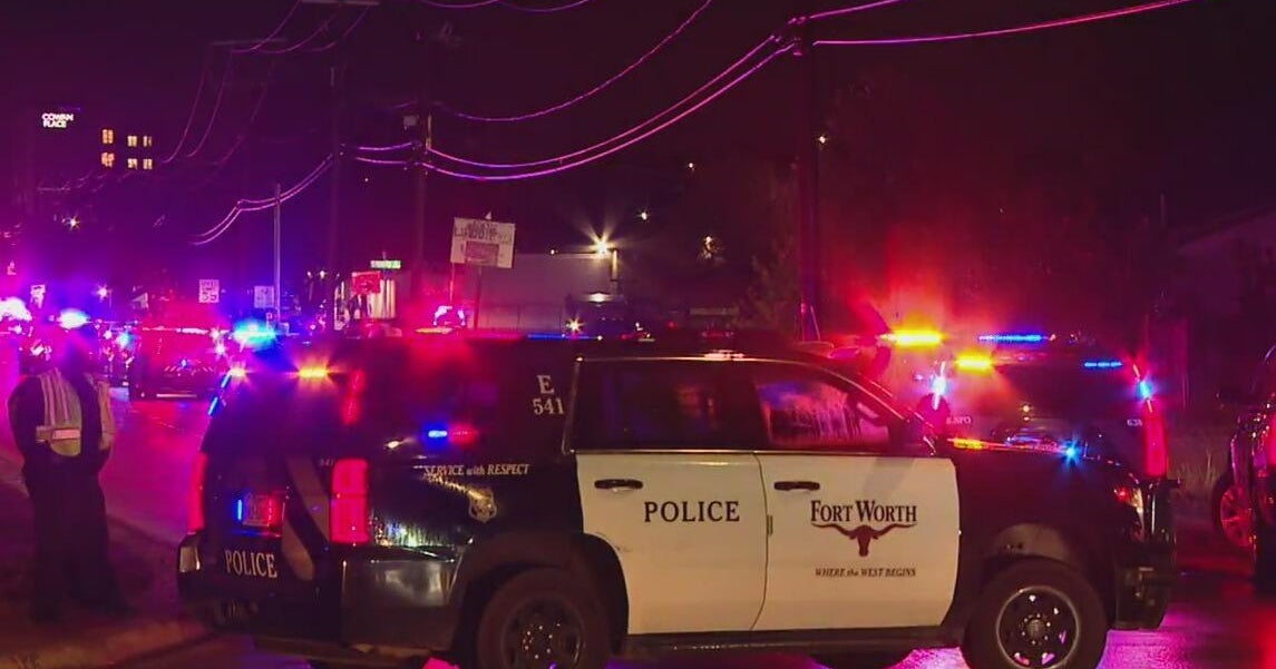 Gunman wanted after 4 injured in shooting during event at Historic Stop Six Park in Fort Worth, police say