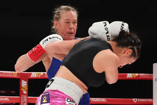Stephanie Han def. Holly Holm, MVPW 03