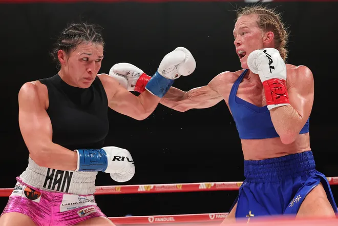 Stephanie Han def. Holly Holm, MVPW 03