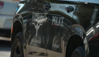 Fort Worth police investigating second homicide Sunday morning, officials say