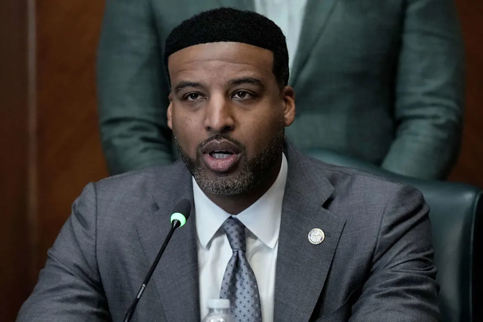 The Houston City Council Member Edward Pollard was the lone dissenter in Wednesday's budget vote. (Yi-Chin Lee/Houston Chronicle)
