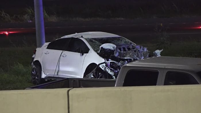 2 drivers killed in multi-vehicle crash on Southwest Side, SAPD says