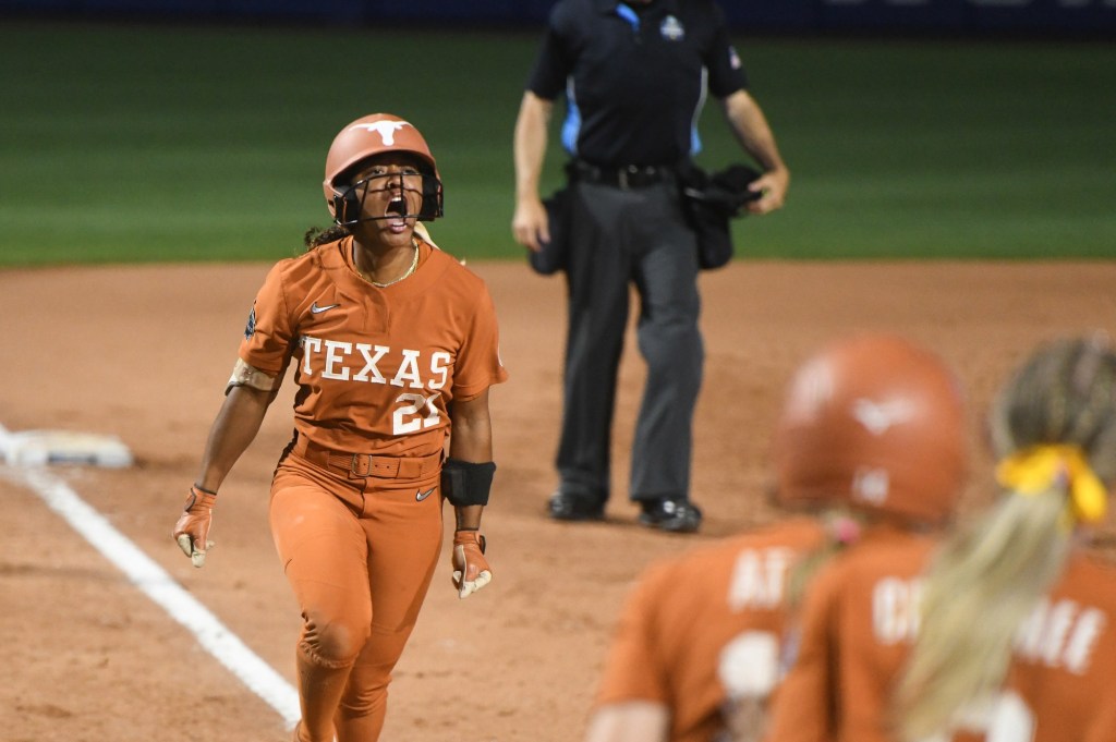 Texas sweeps Texas Tech for 2nd straight NCAA softball title – Orange County Register