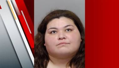 Affidavit: Woman accused of robbing two Knicks fans at knifepoint after NBA Championship game