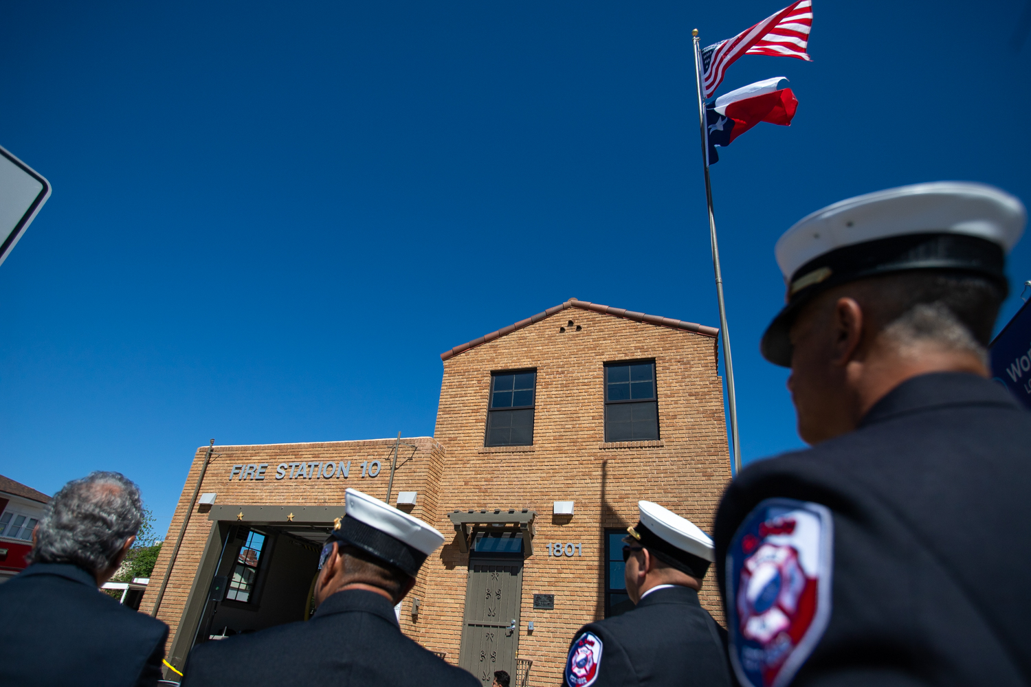 El Paso firefighters union, city leaders still divided on new contract