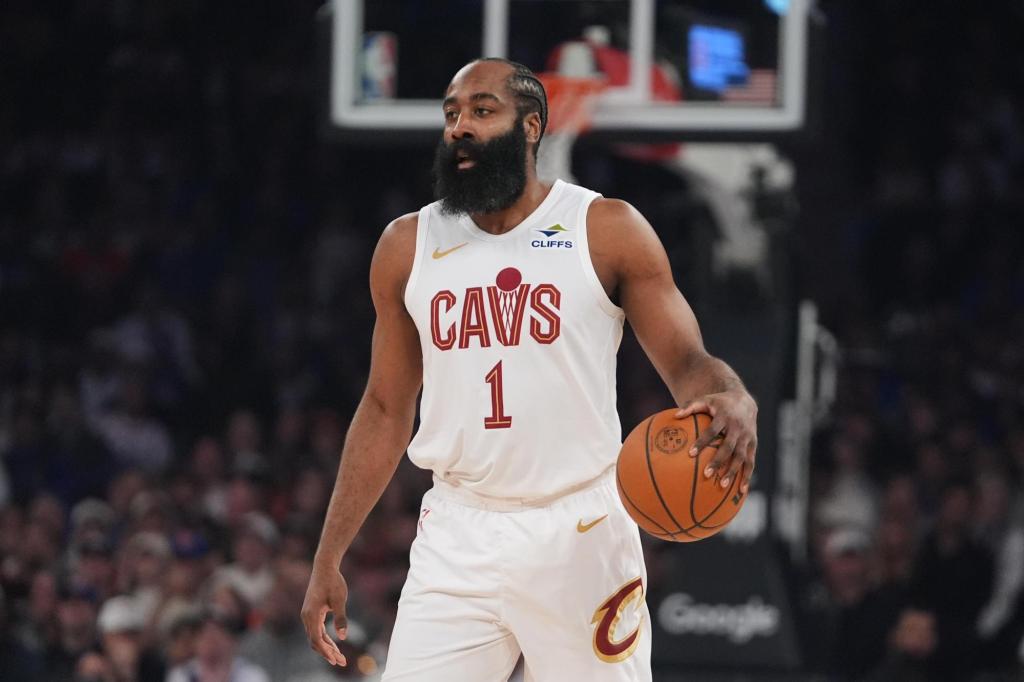 James Harden is arrested in Houston on a misdemeanor charge of carrying a weapon in a motor vehicle – Orlando Sentinel