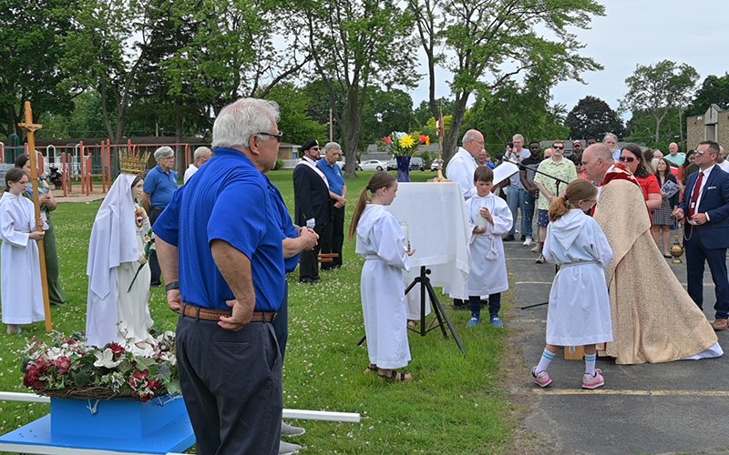 Irondequoit parish celebrates Corpus Christi with procession
