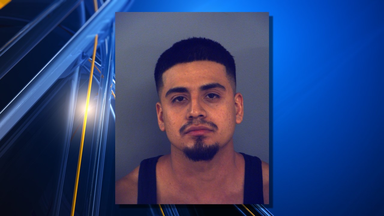Assistant manager arrested for Canutillo store theft
