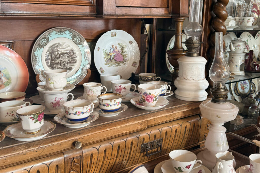 Image shows an array of antiques.