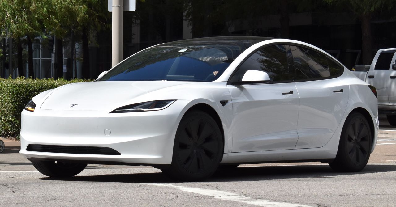 A Fatal Tesla Crash in Texas Sets Up a Legal Showdown