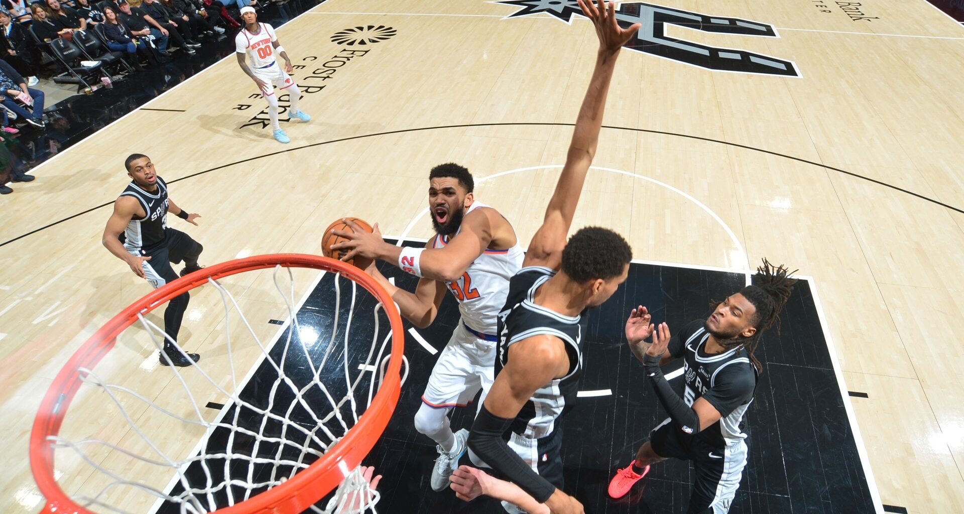Spurs draw from championship legacy in their return to Finals stage
