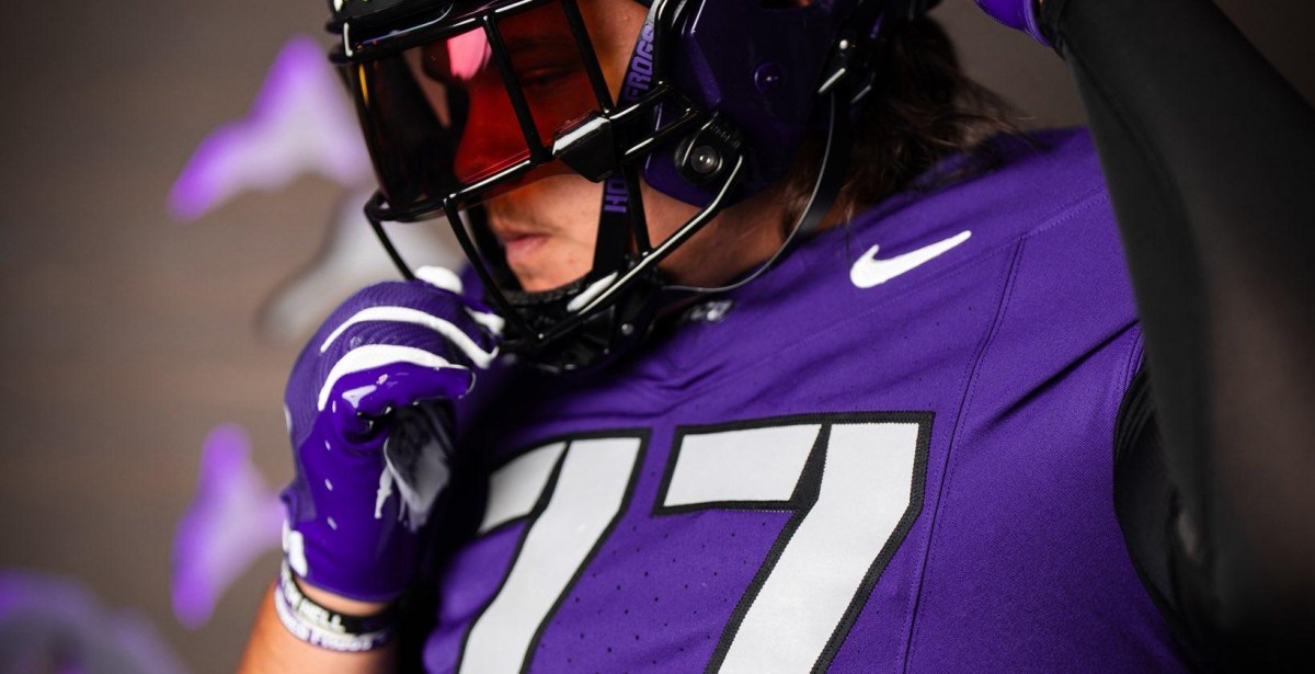 Football: 3-star 2027 offensive lineman Alexander Herrera commits to TCU