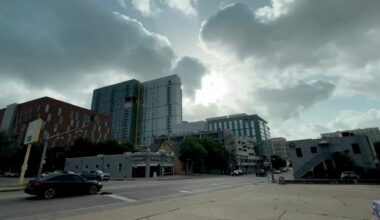 Rough days for Texans with allergies as dust moves through