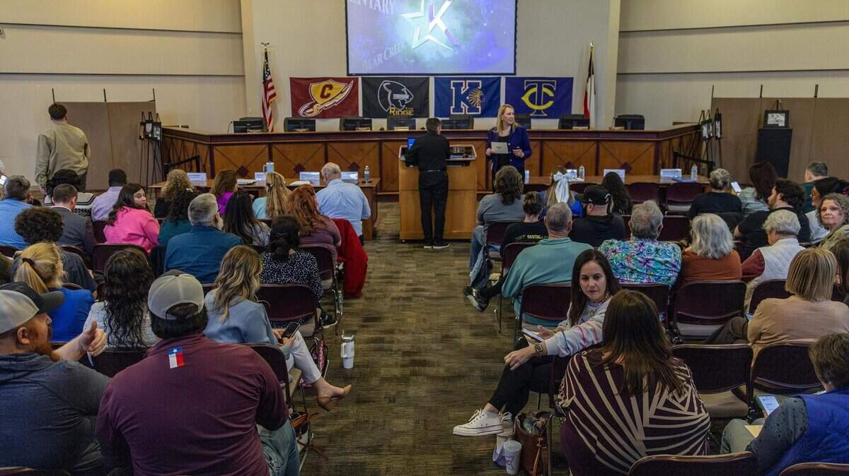 Paxton’s office delays fight for Keller, Grapevine records