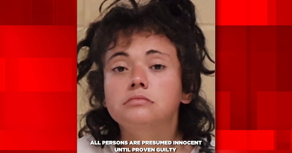 A woman from Texas has been arrested for assaulting nurses at a Shreveport hospital.