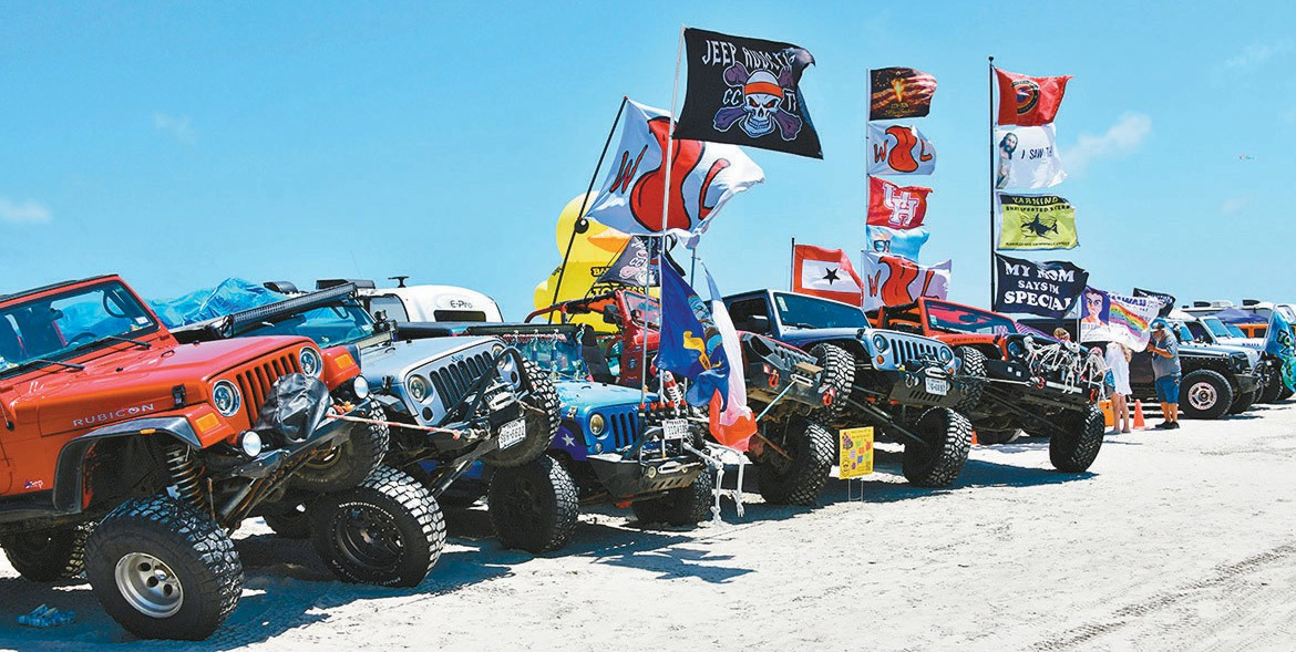 Jeeps on the beach - Port Aransas South Jetty