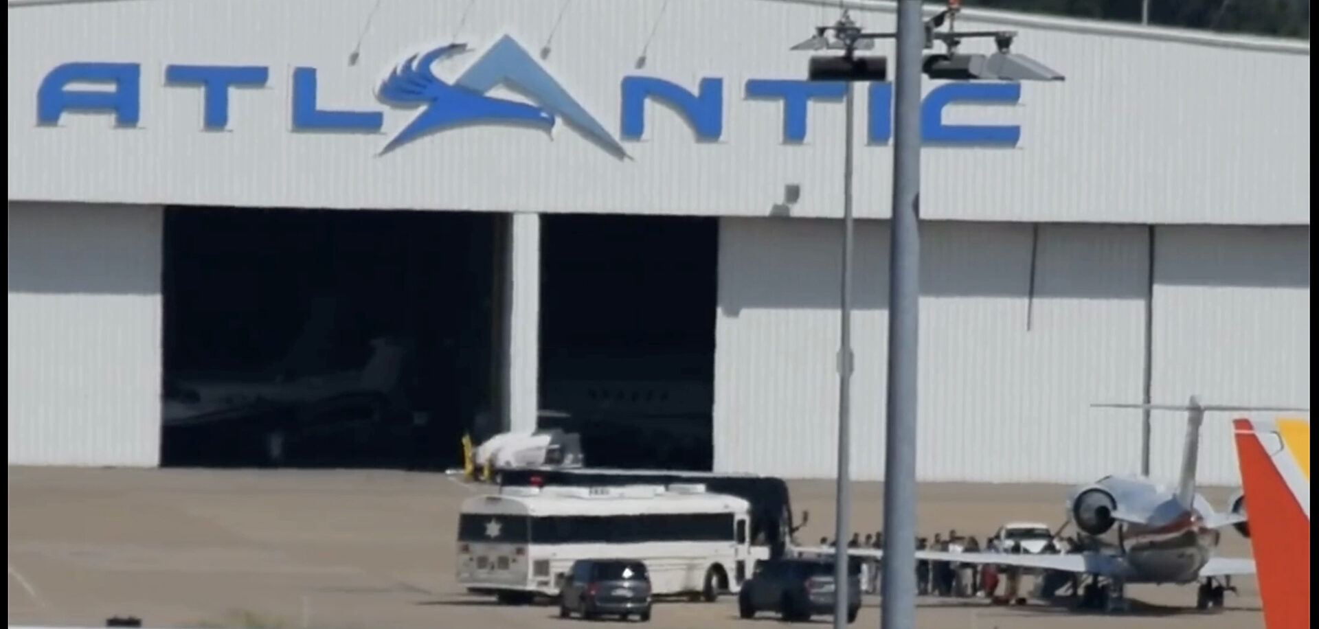 City of Dallas-owned Love Field being used for ICE Air deportations – Baptist News Global