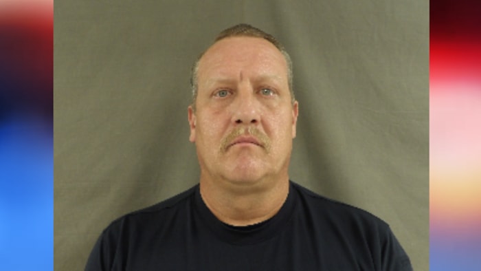 Houston firefighter accused of sending sexually suggestive messages to children in child grooming case