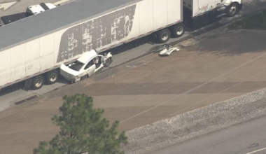 18-wheeler involved in major crash on 610 East Loop Northbound at I-10 East