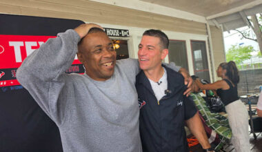 Texans’ Frank Ross holds annual Coach’s Cuts event to benefit the homeless: ‘We’re all in this together’