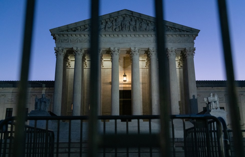 SCOTUS orders Texas court to reconsider man’s murder conviction