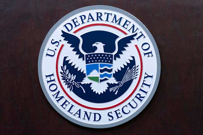 Houston ICE detainee escaped federal facility using yoga mat to scale wall, unsealed documents reveal