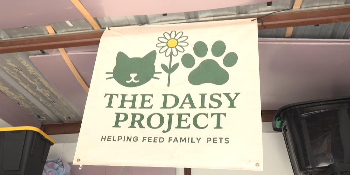 Mother turns daughter’s dream into reality, serving struggling families through pet pantry