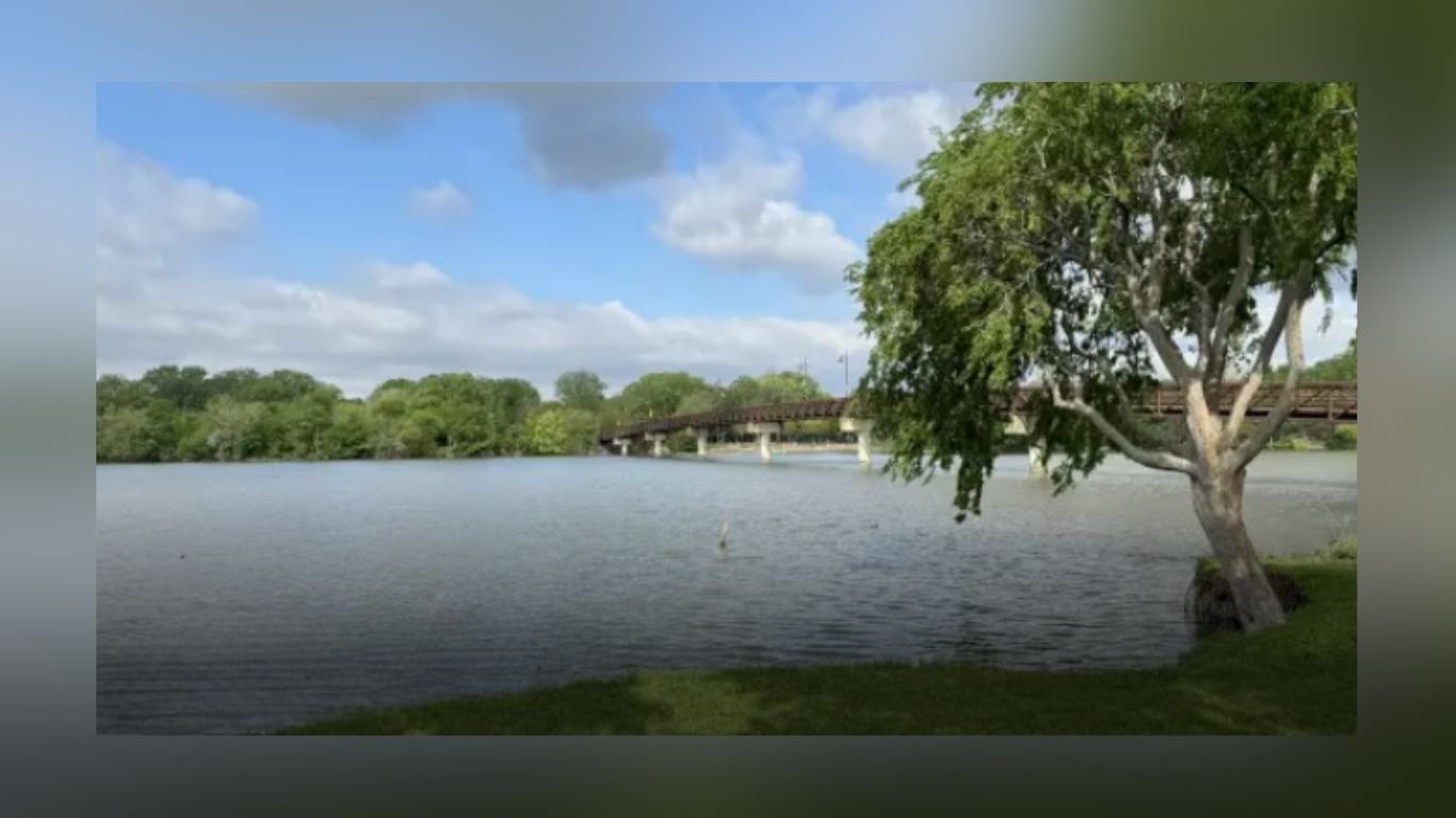 Dallas Water Utilities To Close White Rock Trail For Repairs