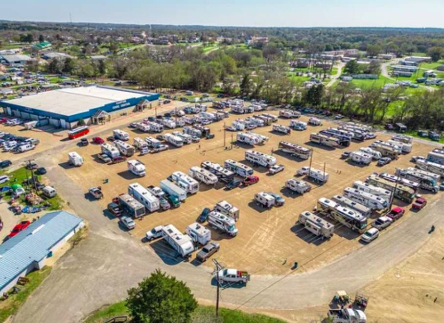 Image shows overhead shot of First Monday Trade Days in Canton, Texas. 