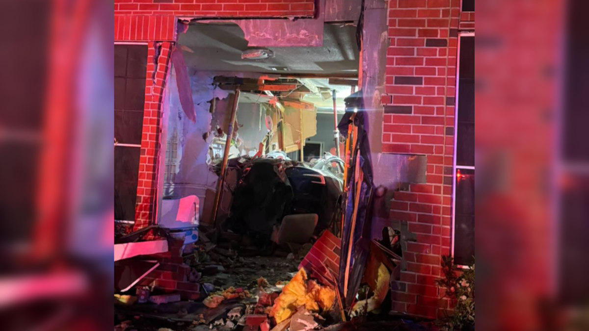 Tesla autopilot drove car into Texas home, killing woman, driver says – NBC Los Angeles