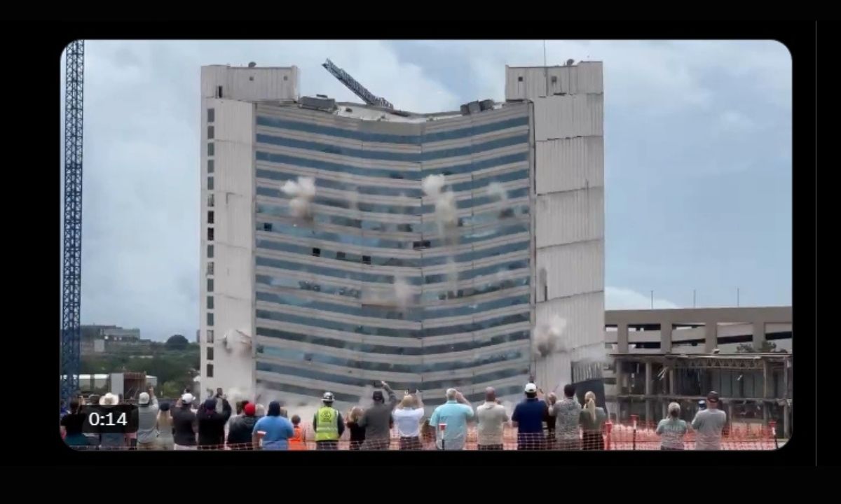 Sheraton Arlington Imploded For New Loews Hotel