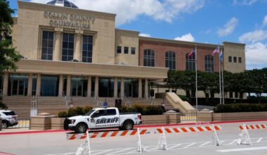 Witness says teen charged with murder at Texas track meet was ‘distraught’ after fatal stabbing – Daily Press