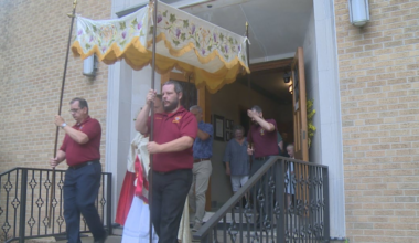 Parishioners celebrate Corpus Christi with procession through Lincoln streets