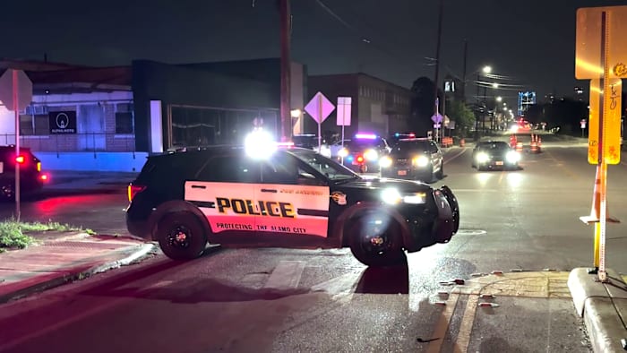 Man fatally struck by train on South Side, San Antonio police say