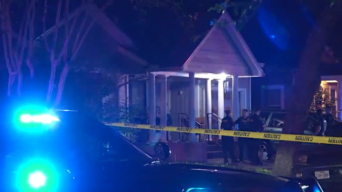 Man shot and killed by roommate in inner Houston, police say