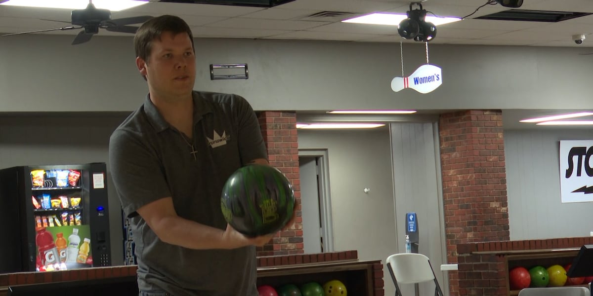 Lubbock’s Dylan Macon bowls a perfect 900