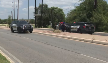 Man killed in crash after losing control of motorcycle on West Side, police say
