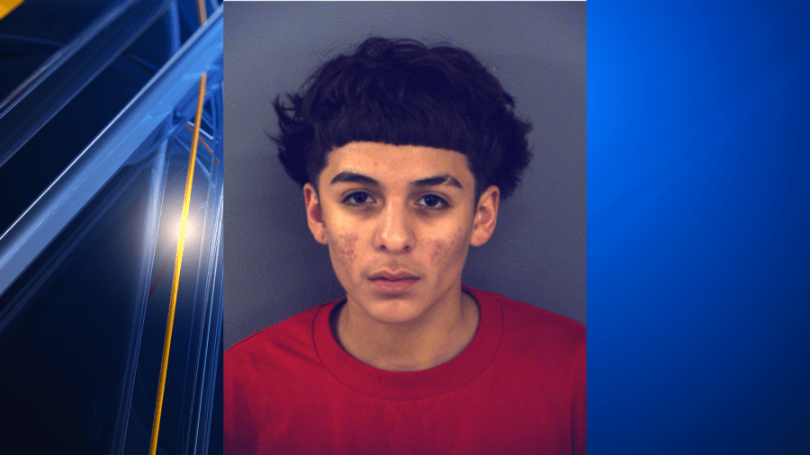 Off-duty deputy arrests suspect in East El Paso theft